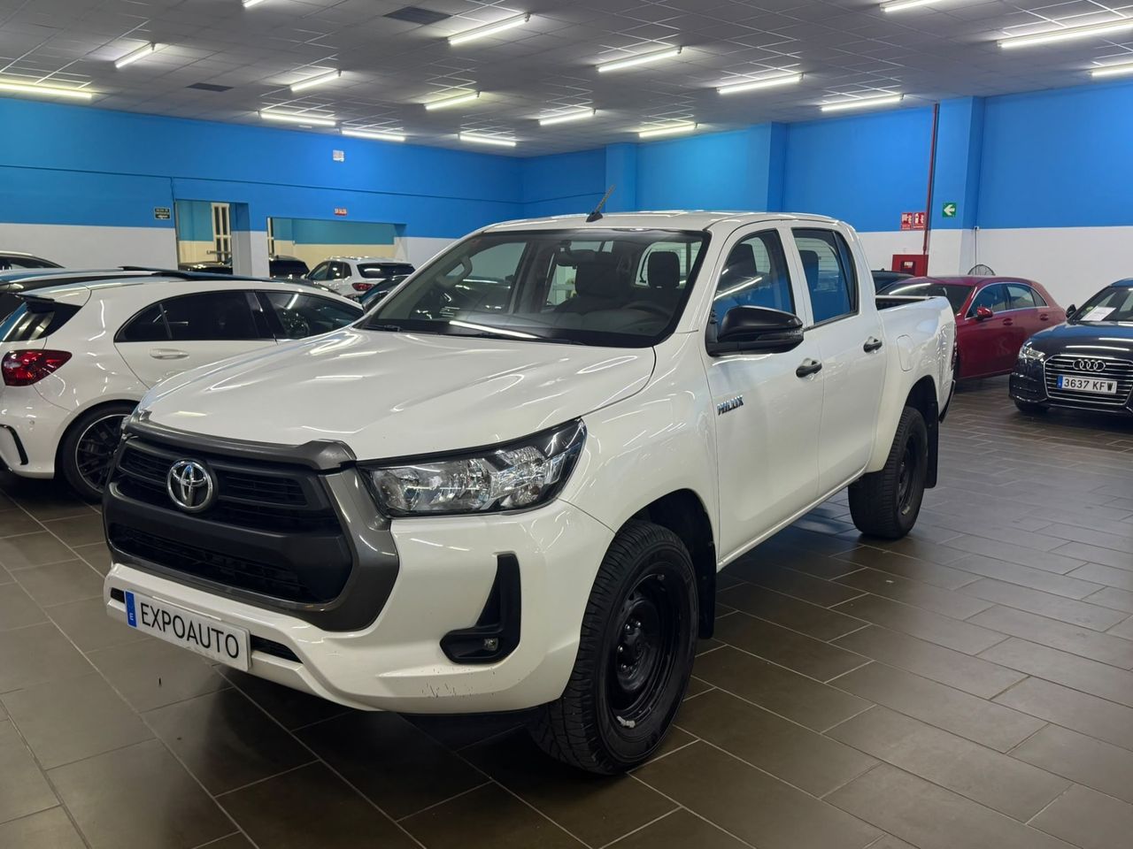 Toyota Hilux 2.4 D4D CABINA DOBLE GX - foto 4