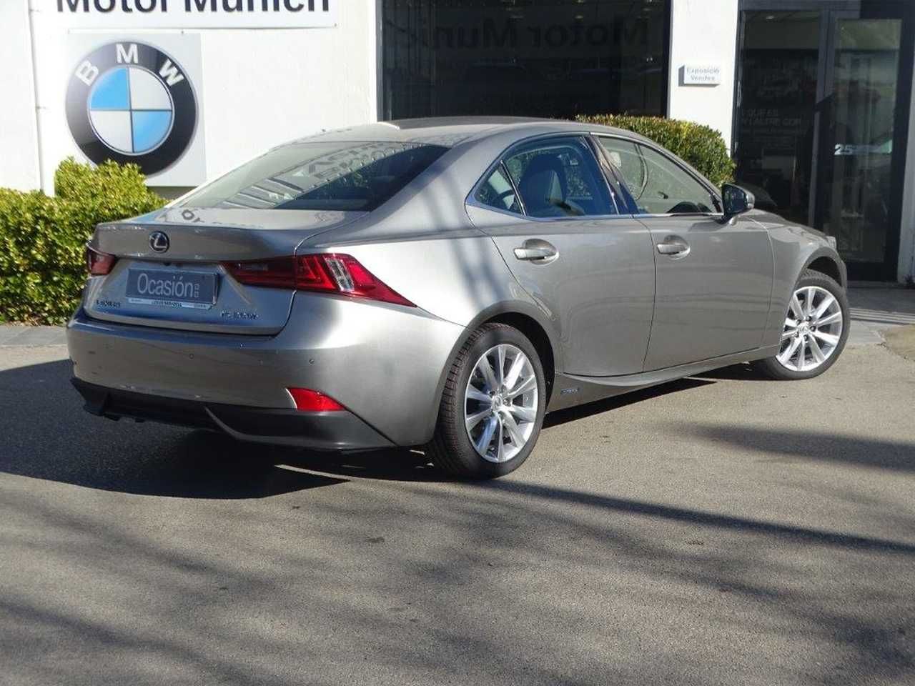lexus is 2013 / foto grande (3)