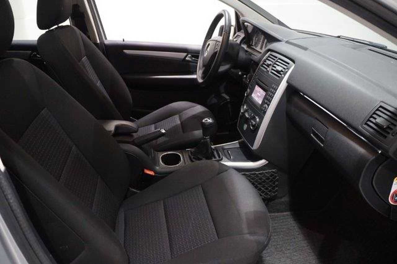 mercedes clase b 2010 / foto grande (2)