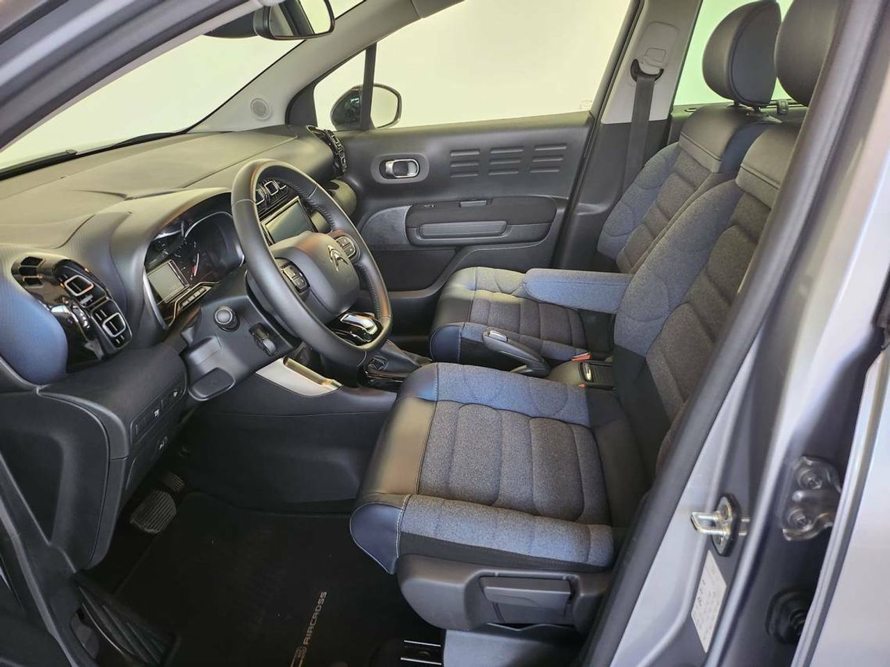 Citroën C3 Aircross Shine BlueHDi 88kW (120CV) S&S EAT6 - foto 11