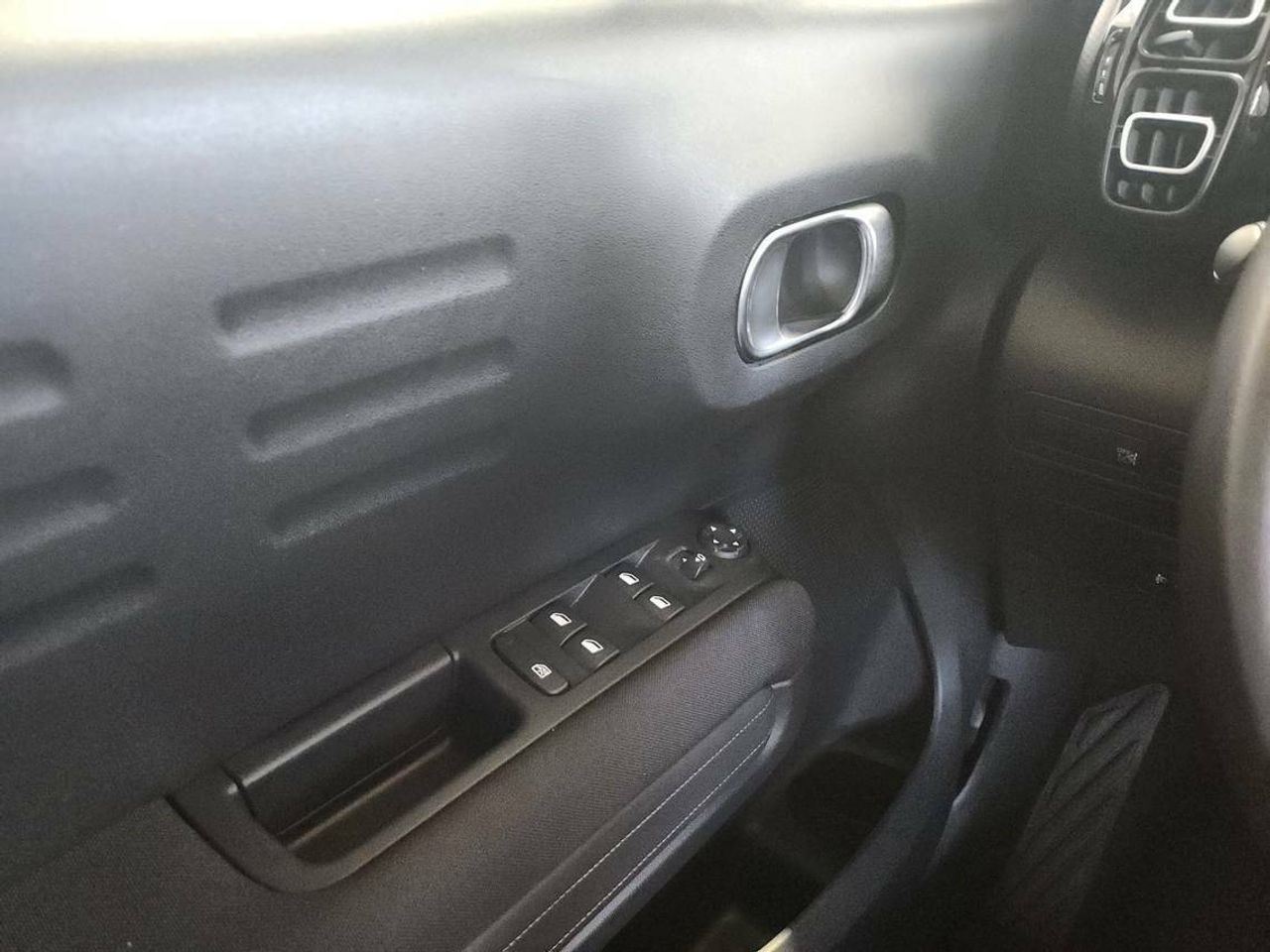 Citroën C3 Aircross Shine BlueHDi 88kW (120CV) S&S EAT6 - foto 14