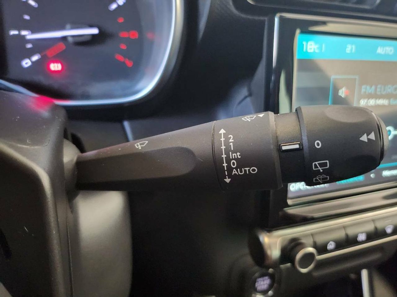 Citroën C3 Aircross Shine BlueHDi 88kW (120CV) S&S EAT6 - foto 21