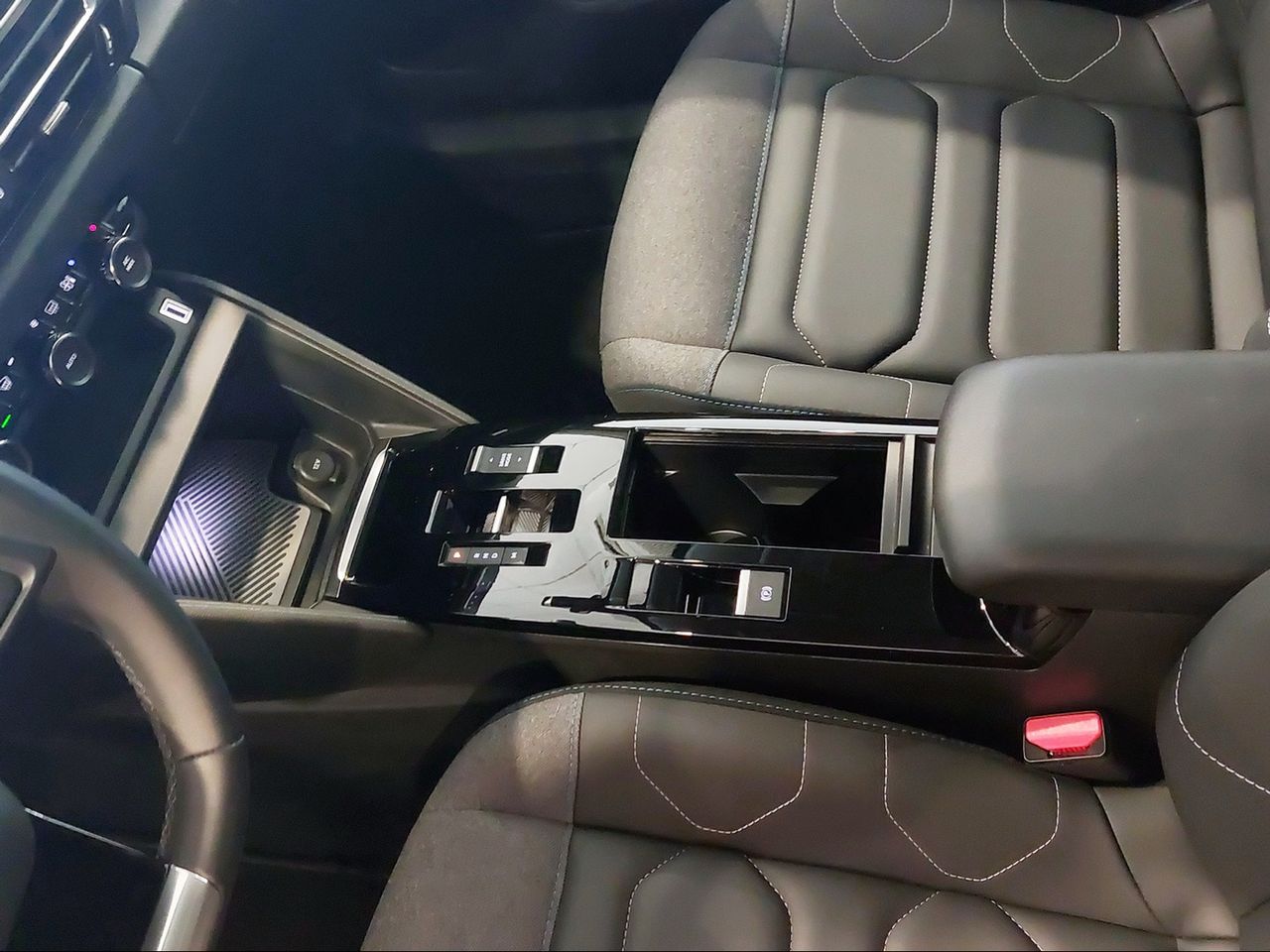 Citroën C4 BlueHDi 130 S&S EAT8 Max - foto 17