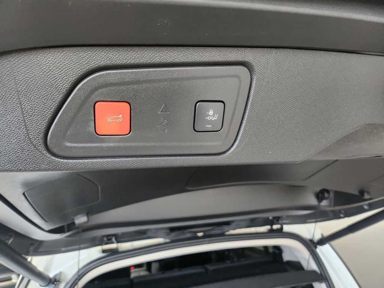 Citroën C5 Aircross Shine 225 e-EAT8 - foto 10