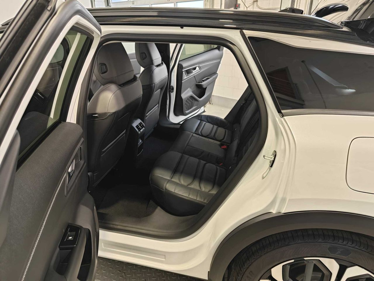 Citroën C5 X Hybrid 180 e-EAT8 Shine - foto 12