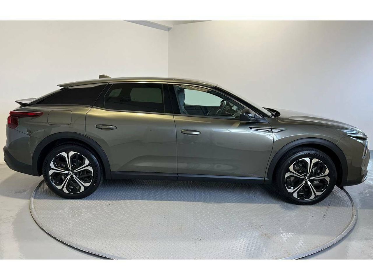 Citroën C5 X Shine Hybrid 180 e-EAT8 - foto 3