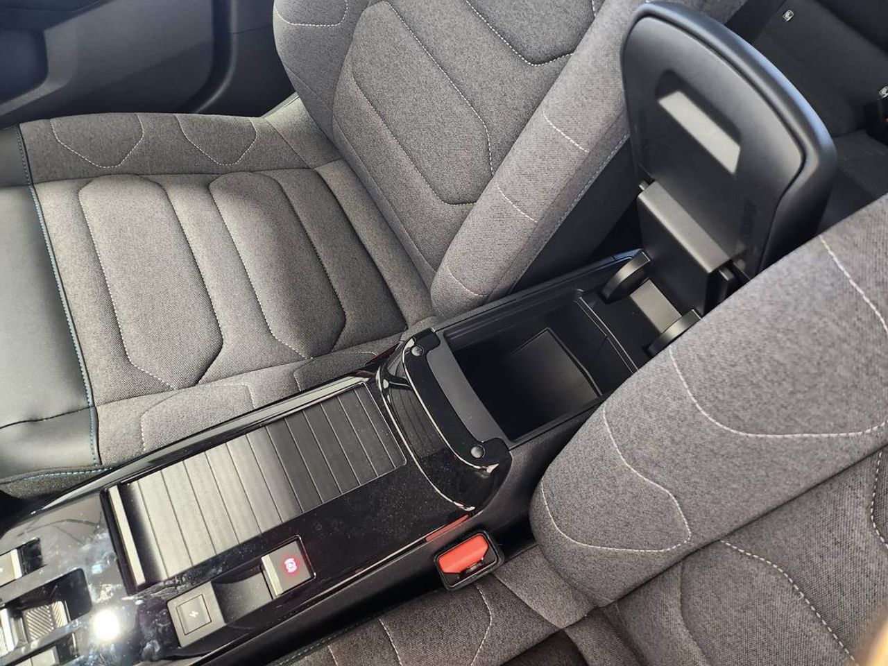 Citroën C4 Feel Pack ë-C4 eléctrico 100kW - foto 24