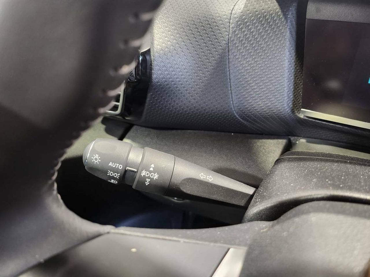 Citroën C4 Feel Pack ë-C4 eléctrico 100kW - foto 16