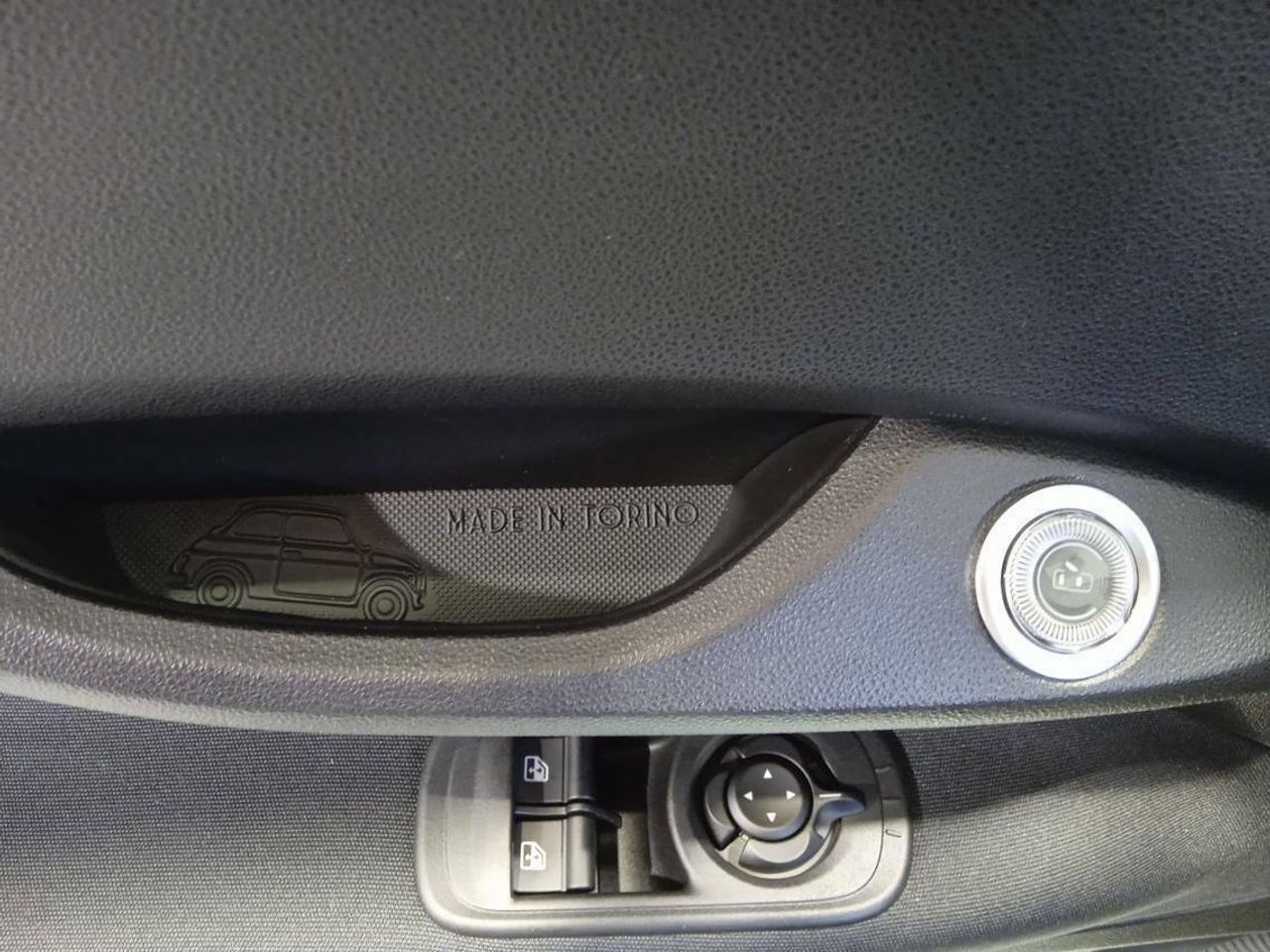 Fiat 500 Monotrim Hb 320km 85kW (118CV)+Style+Com - foto 14