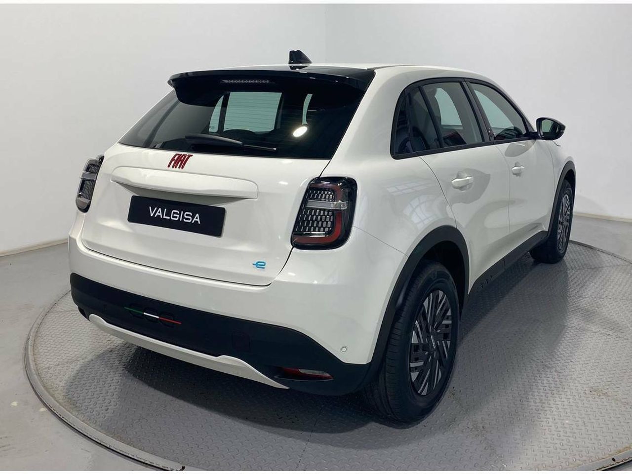 Fiat 600 RED 600e   54kwh 115kw (156cv) - foto 5