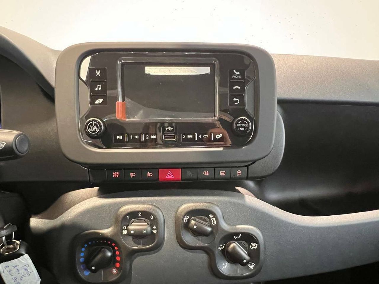 Fiat Panda Panda Urban Hybrid 1.0 51kw (70CV) - foto 17