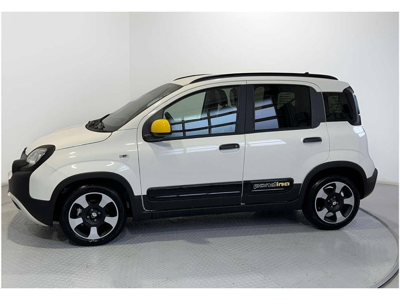 Fiat Panda Pandina 1.0 Hybrid 51kW (70cv) - foto 9