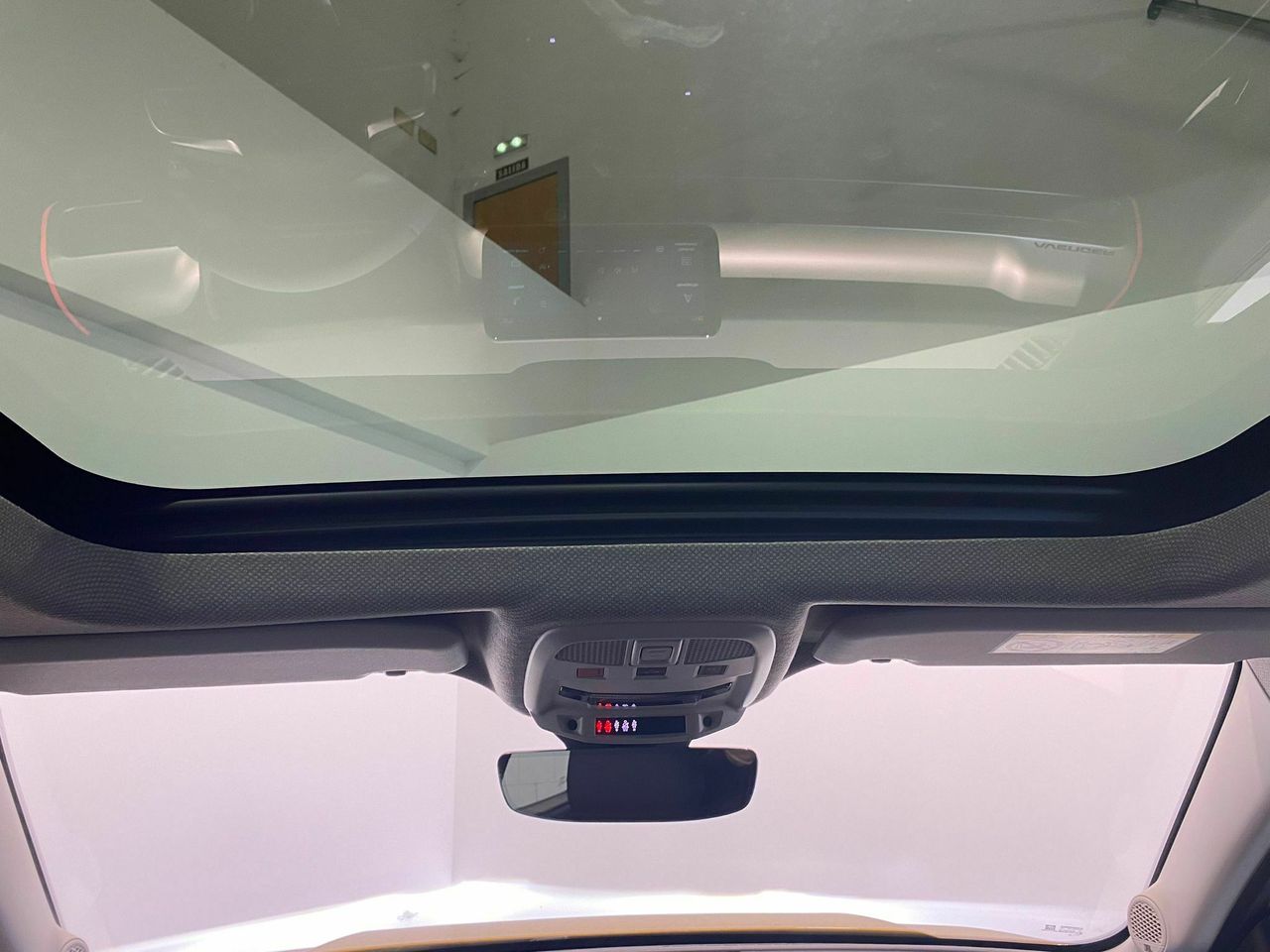 Jeep Avenger 1.2 eHybrid 74kW (100CV) Summit - foto 20