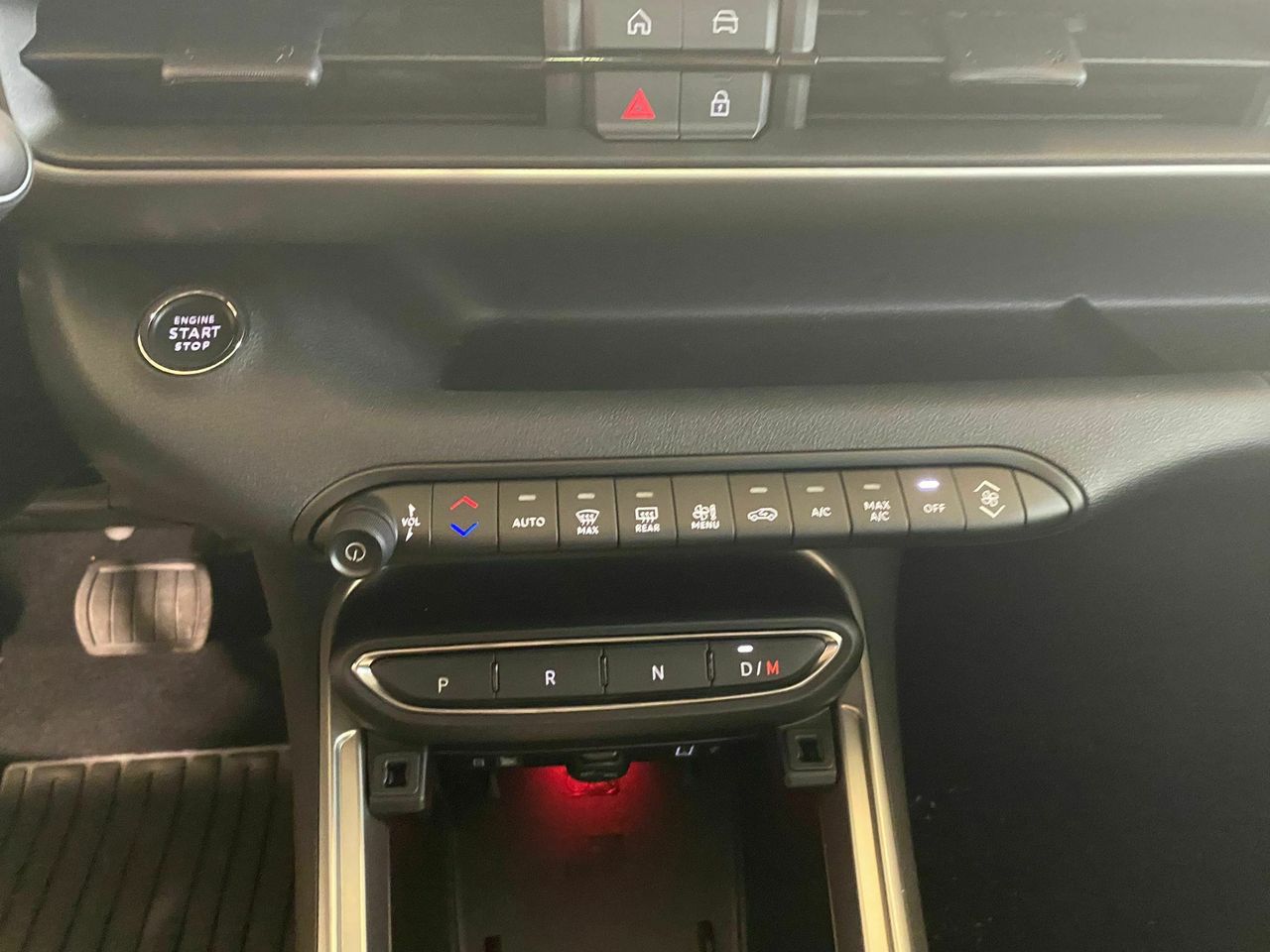 Jeep Avenger 1.2 eHybrid 74kW (100CV) Summit - foto 17