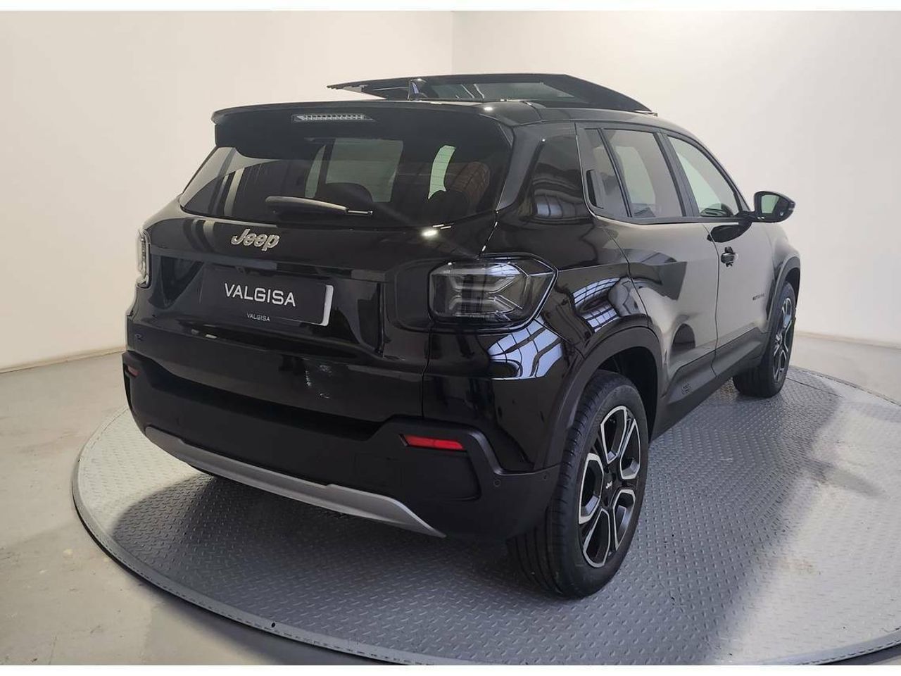 Jeep Avenger Summit BEV 115kW (156CV) - foto 5