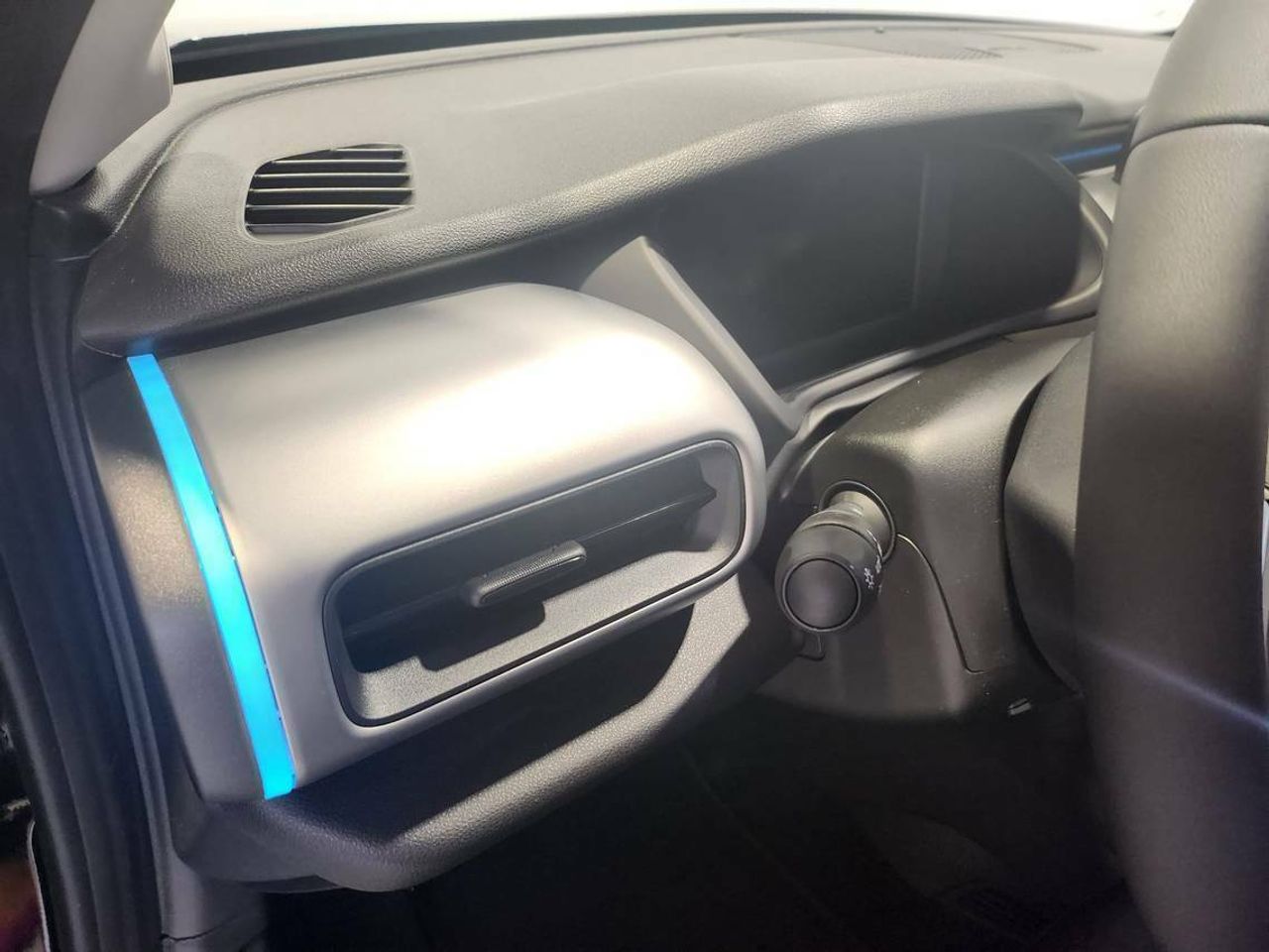 Jeep Avenger Summit BEV 115kW (156CV) - foto 18