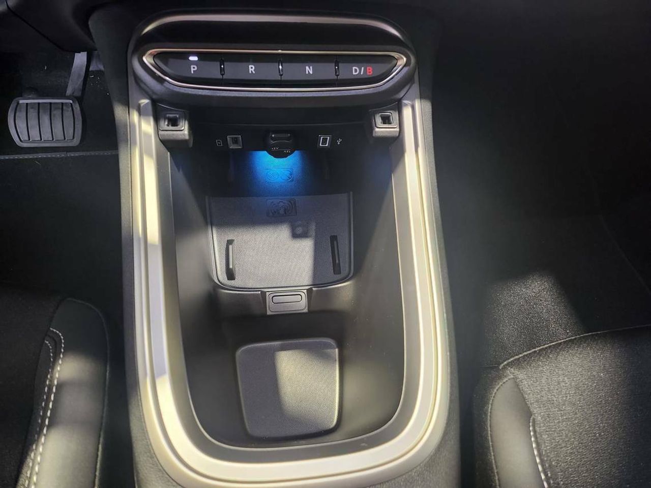 Jeep Avenger Summit BEV 115kW (156CV) - foto 26