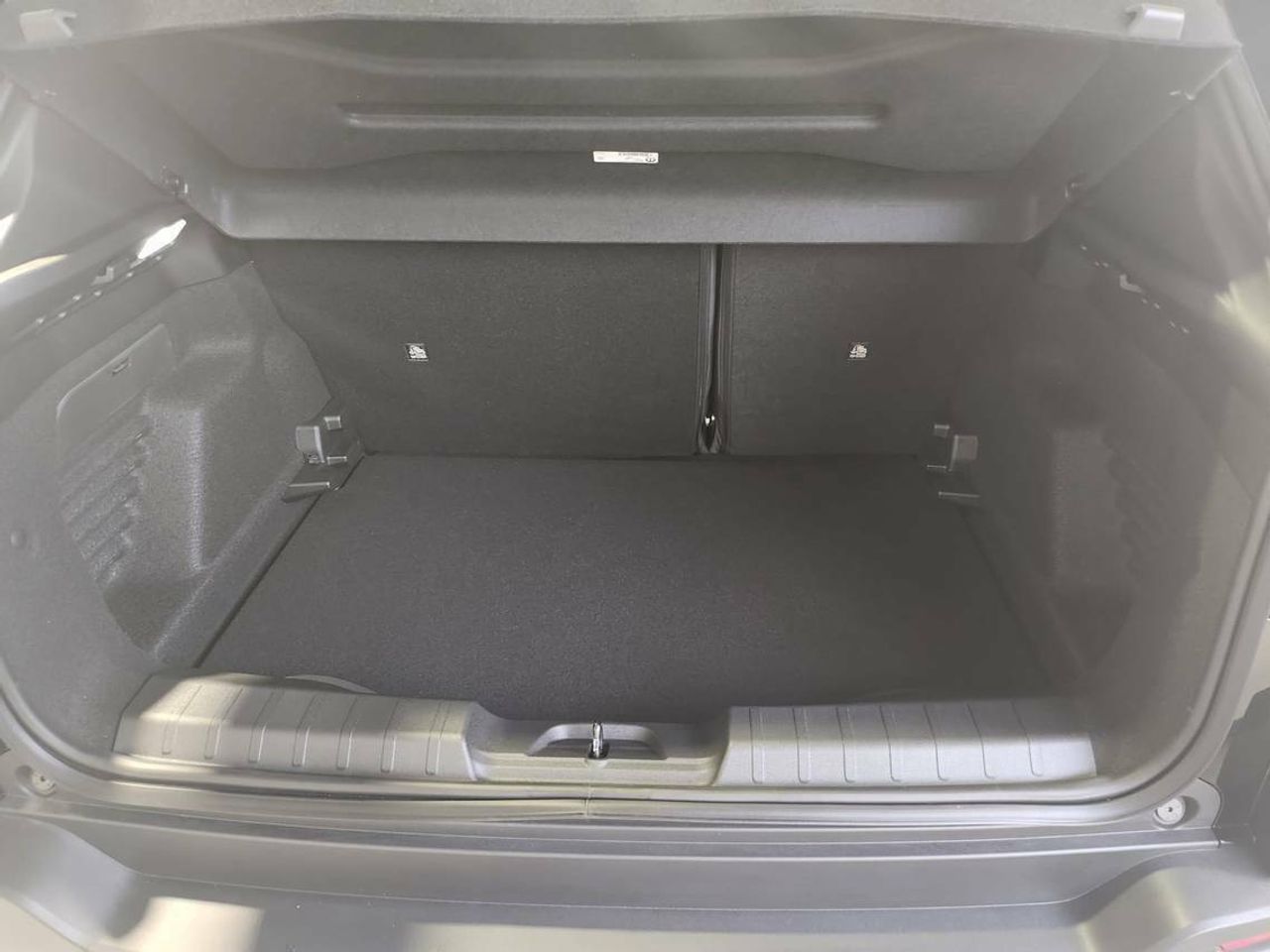 Jeep Avenger Summit BEV 115kW (156CV) - foto 7