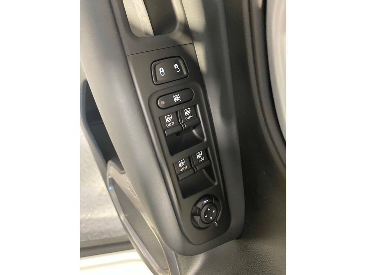 Jeep Renegade Altitude eHybrid   1.5 MHEV 130hp Dct Fwd - foto 13