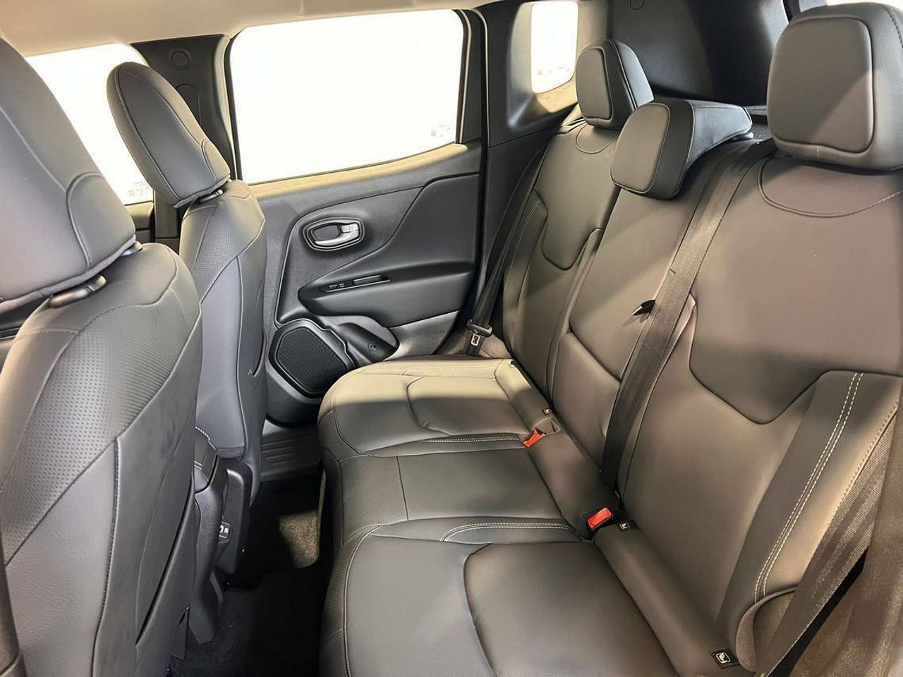 Jeep Renegade Summit eHybrid   1.5 MHEV 130hp AT EAWD - foto 12