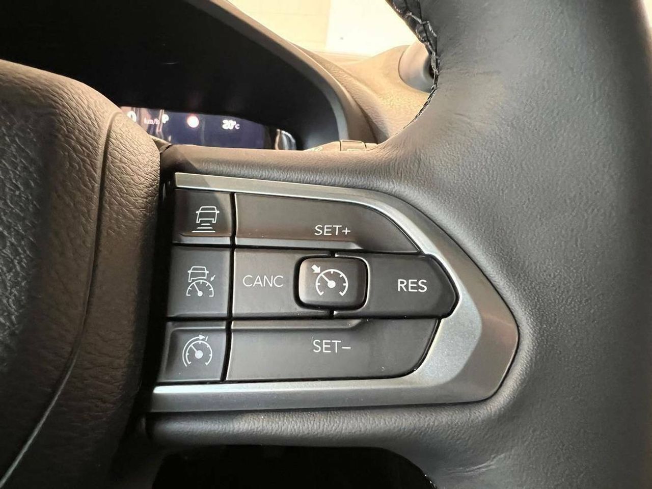 Jeep Renegade Summit eHybrid   1.5 MHEV 130hp AT EAWD - foto 16