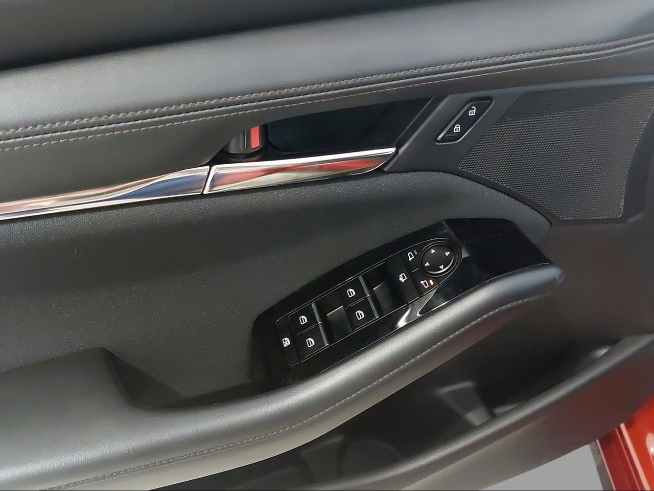 Mazda 3 2.0 e-SKYACTIV-G 88KW ORIGIN - foto 14