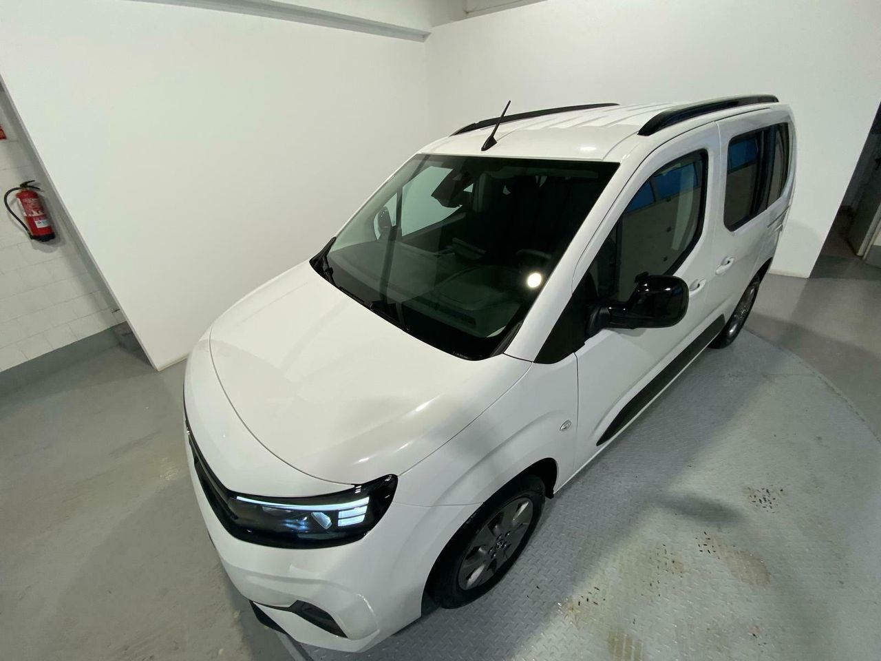 Opel Combo 100 Cv 1.5 Td S/S MT6 €6.4 - foto 33
