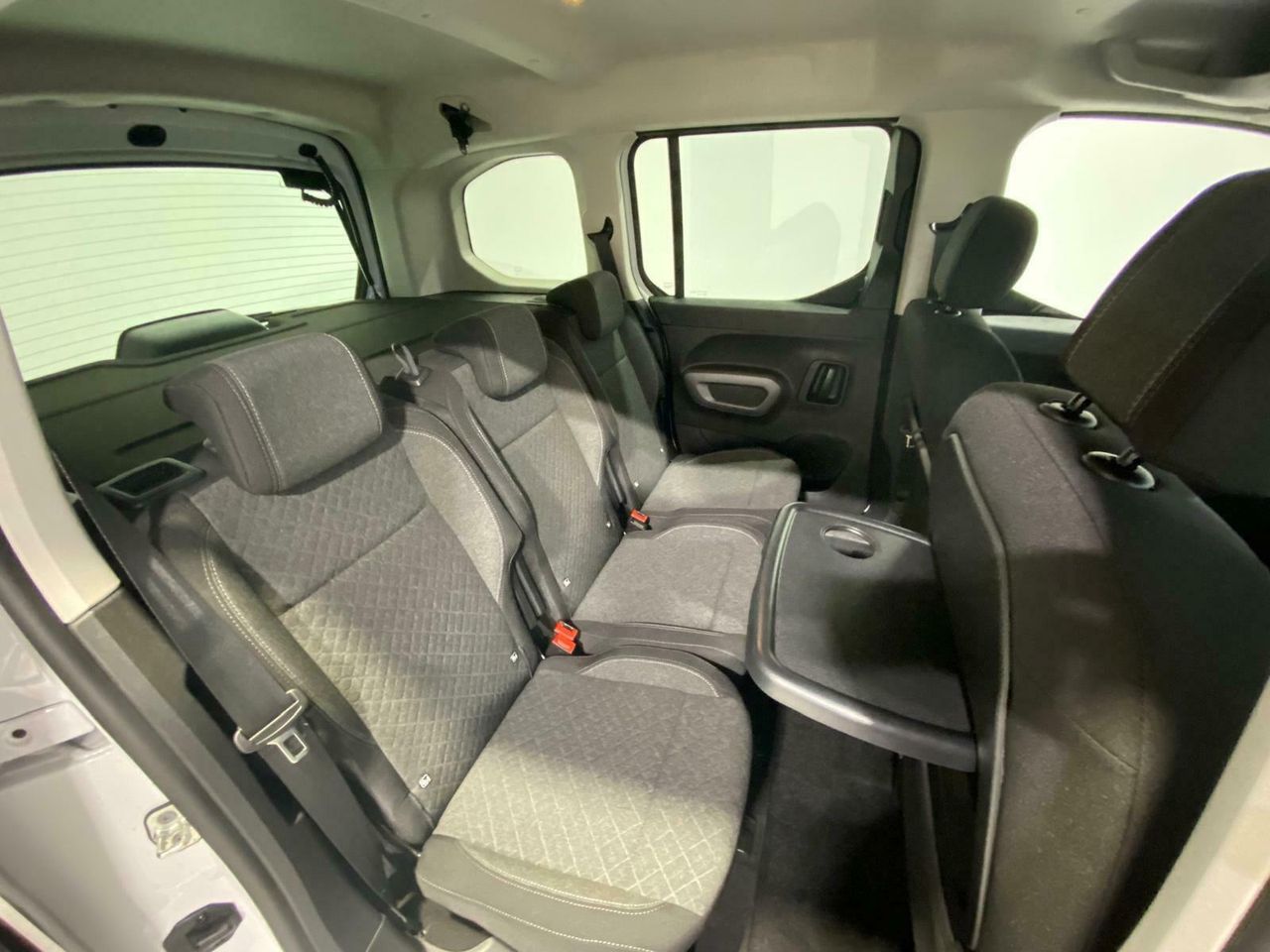 Opel Combo 100 Cv 1.5 Td S/S MT6 €6.4 - foto 16