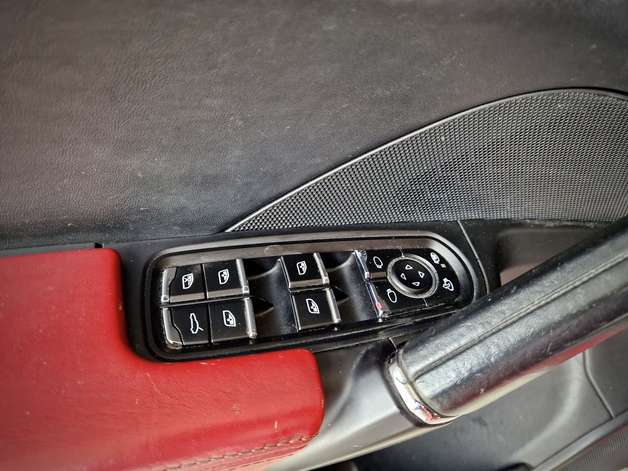Porsche Cayenne .  - Foto 26