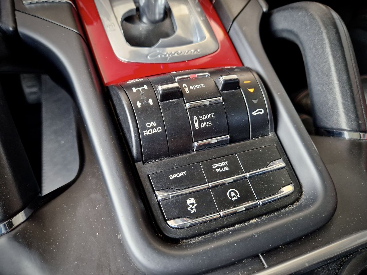 Porsche Cayenne .  - Foto 25