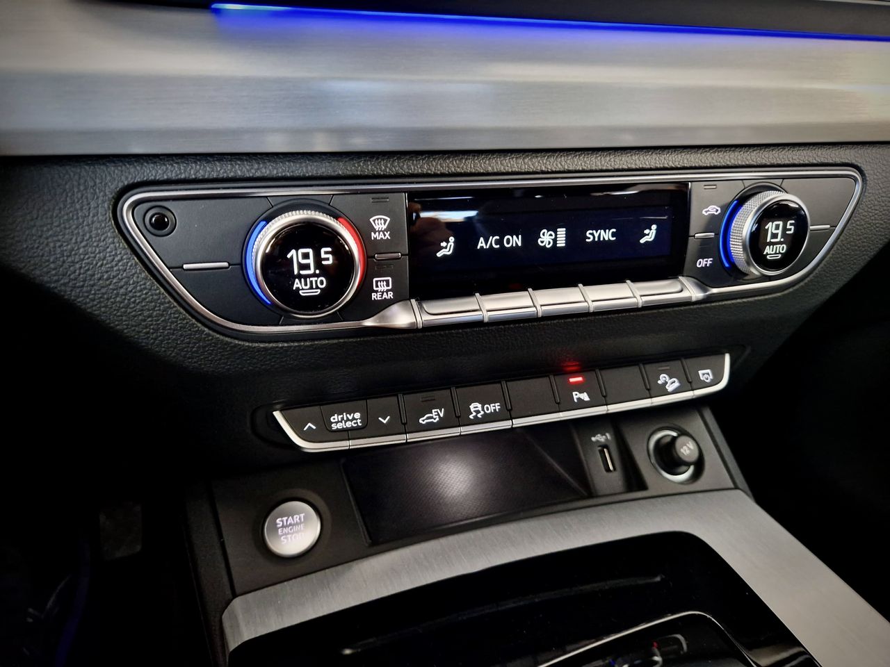 Audi Q5 55 TFSI e quattro.  - Foto 24