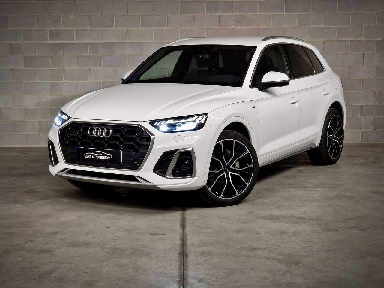 audi q5 2021 /