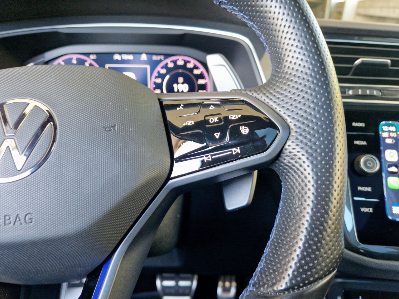 Volkswagen Tiguan R  - Foto 10