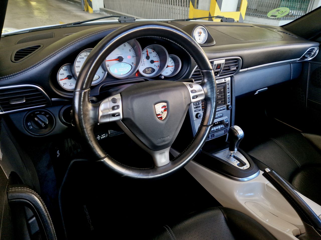 Porsche 911 Carrera 4S  - Foto 6