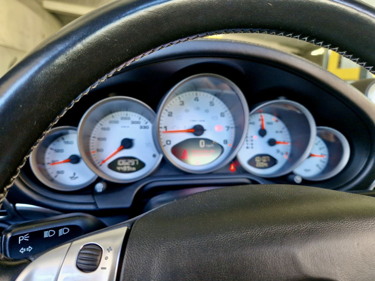 Porsche 911 Carrera 4S  - Foto 13