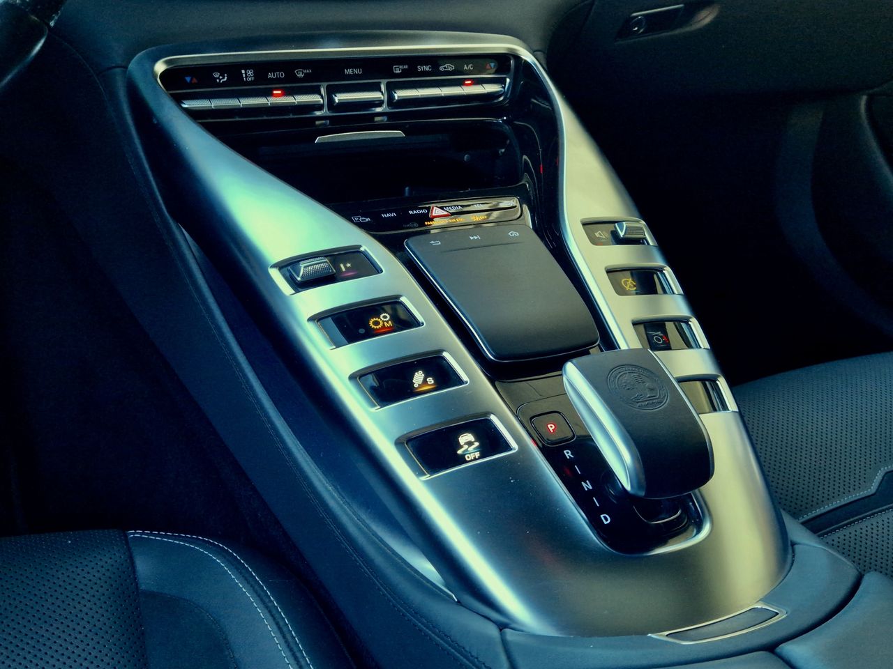 Mercedes AMG-GT  43 4MATIC  - Foto 24