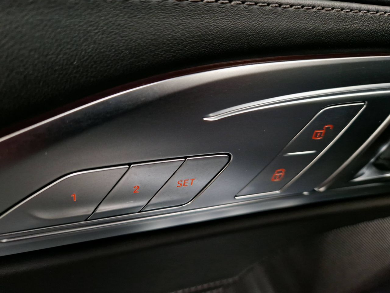 BMW Serie 8 850i Xdrive  - Foto 18