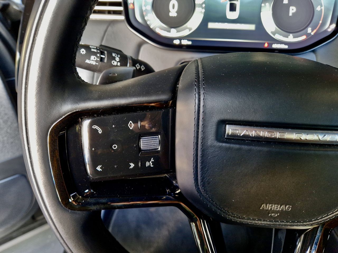 Land-Rover Range Rover Sport Dynamic SE  - Foto 12