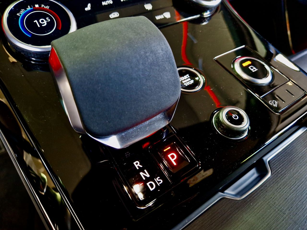 Land-Rover Range Rover Sport Dynamic SE  - Foto 21