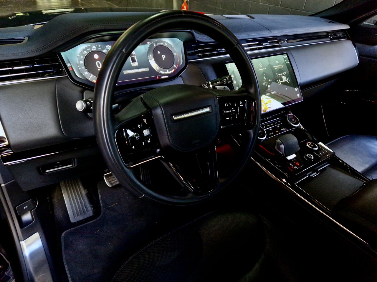 Land-Rover Range Rover Sport Dynamic SE  - Foto 6