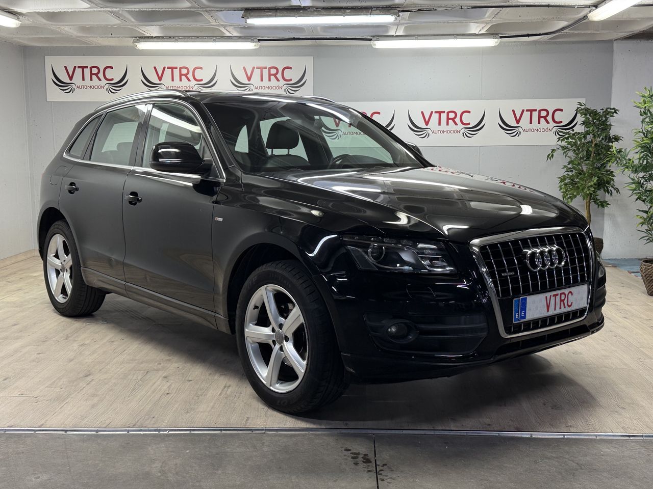 audi q5 2010 /