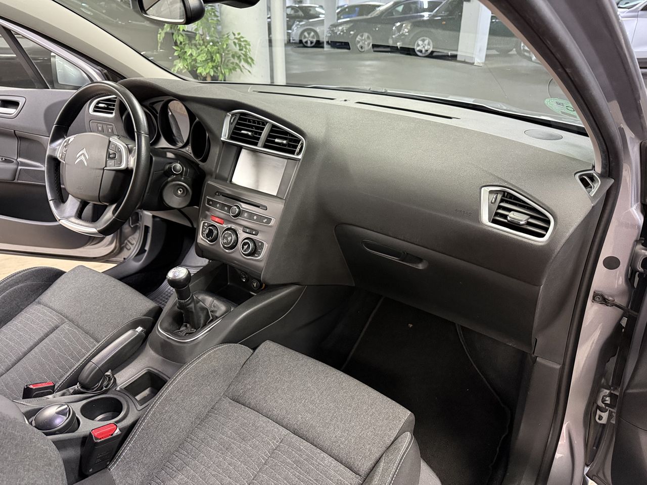 Citroën C4 1.6BlueHDI Live Edition  - Foto 15