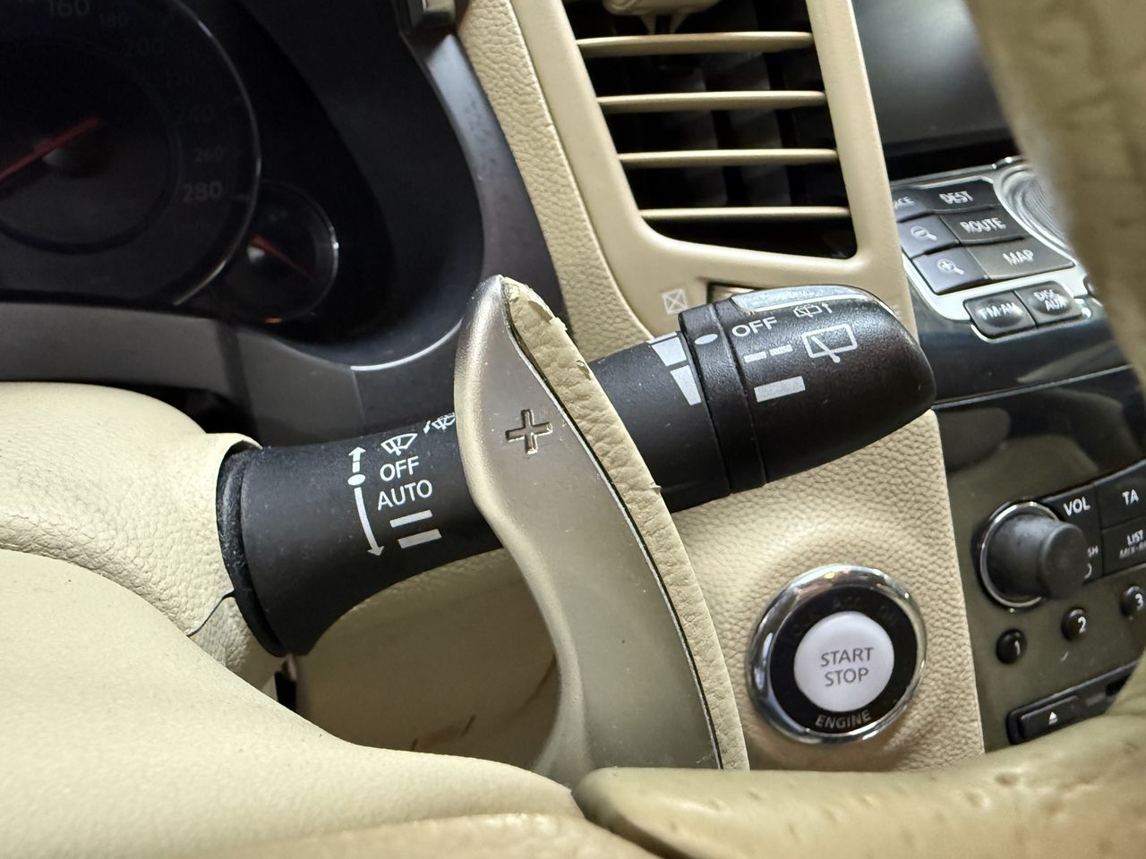 Infiniti FX 3.7 i V6 AWD 24V Auto-S7 320 cv  - Foto 22