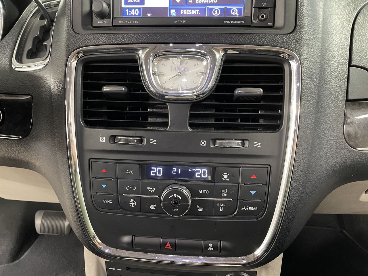 Lancia Voyager 2.8CRDi  - Foto 14