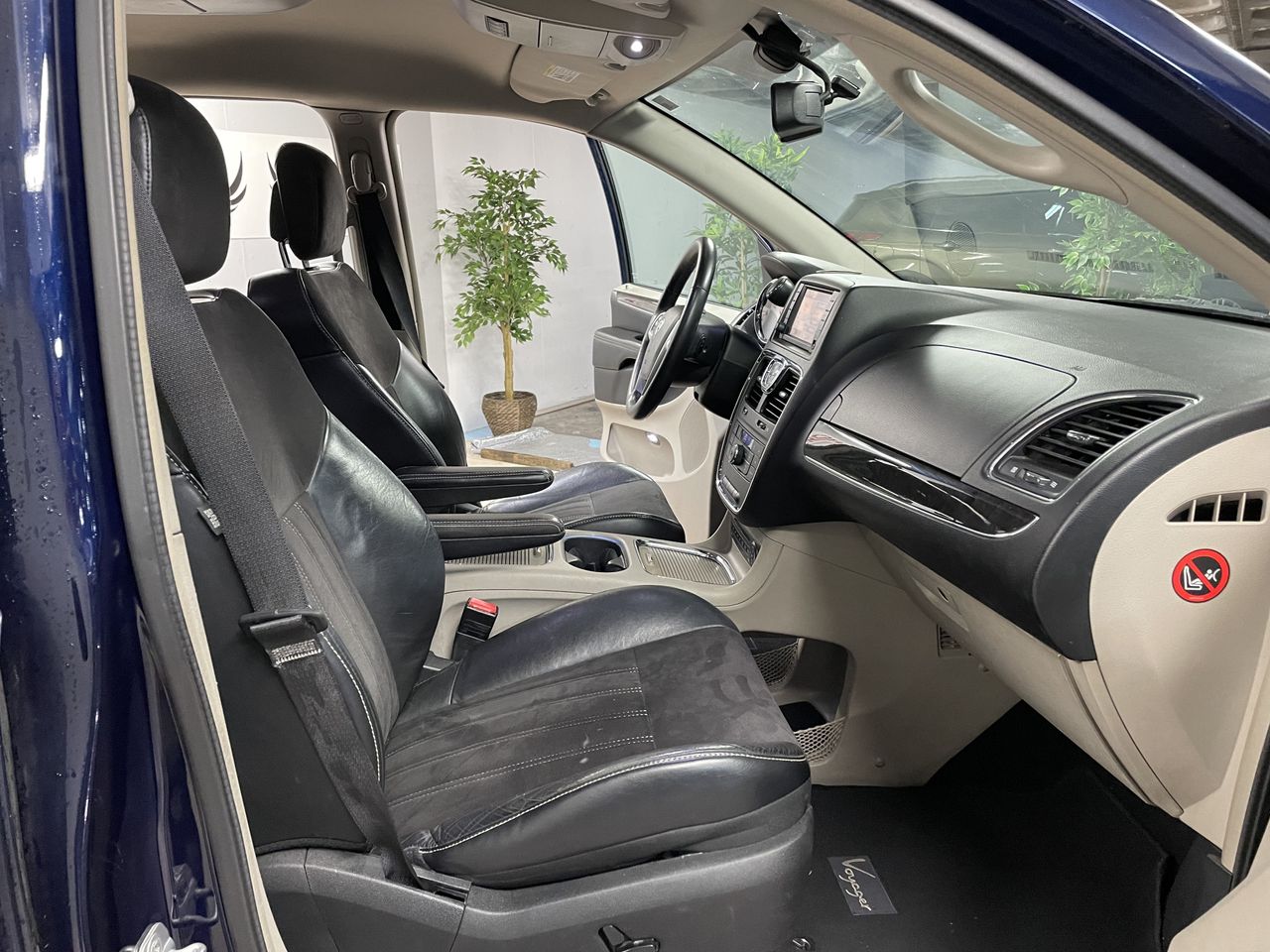 Lancia Voyager 2.8CRDi  - Foto 12