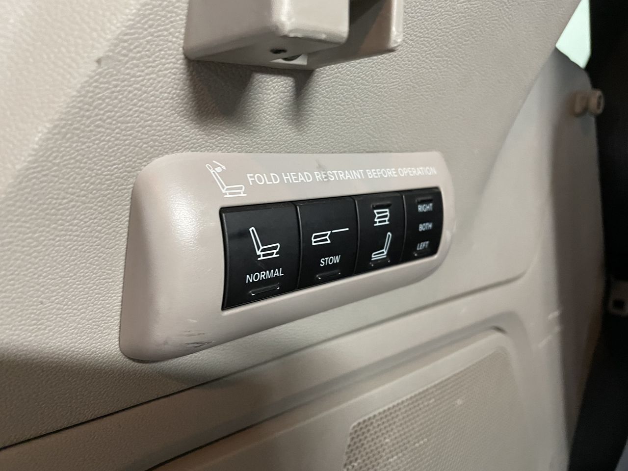 Lancia Voyager 2.8CRDi  - Foto 23