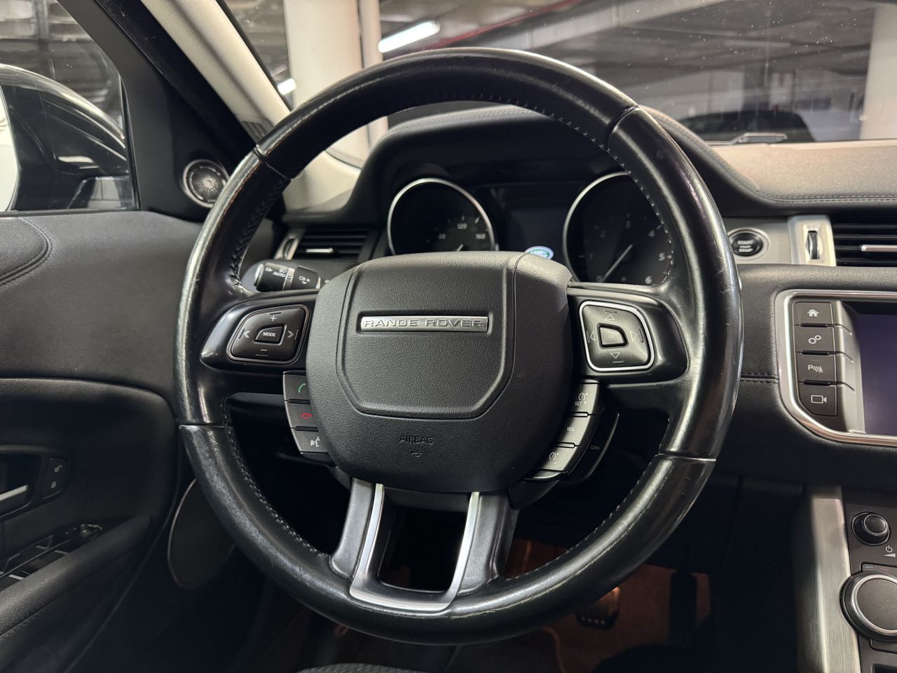 Land-Rover Range Rover Evoque 2.0eD4 Pure 2WD 150, 110kW/150 PS  - Foto 23