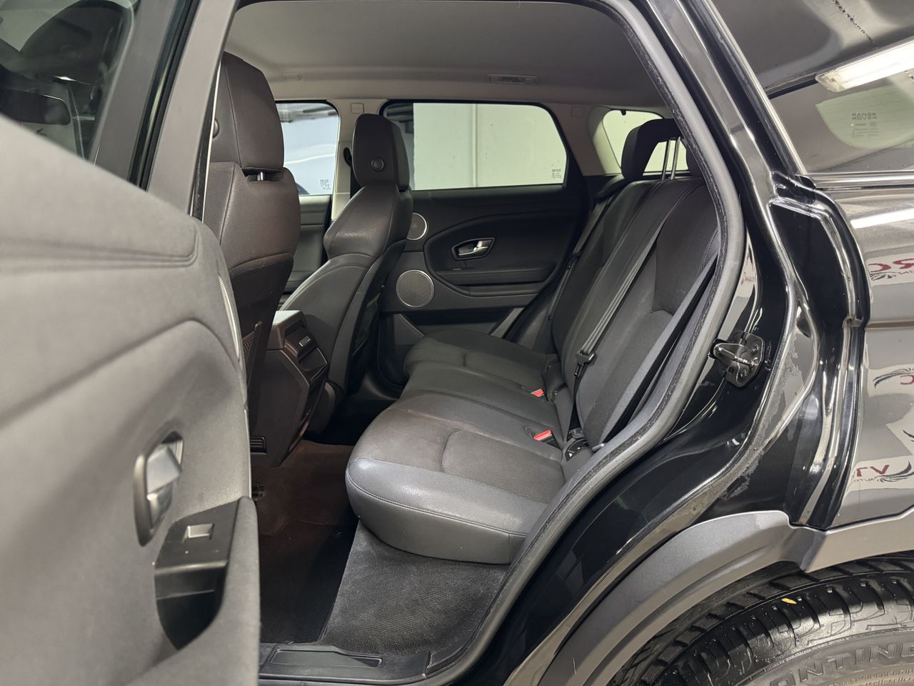 Land-Rover Range Rover Evoque 2.0eD4 Pure 2WD 150, 110kW/150 PS  - Foto 11