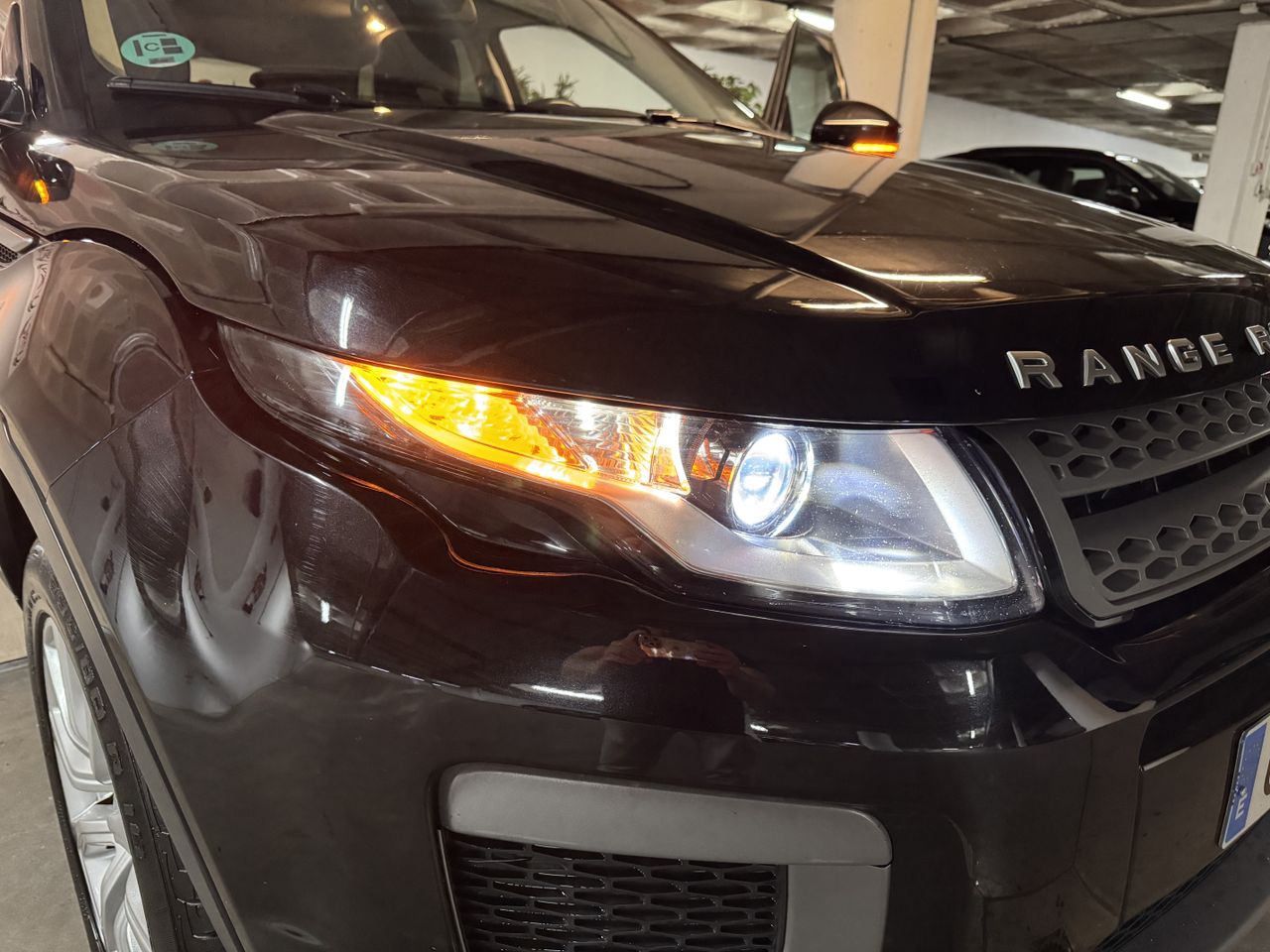 Land-Rover Range Rover Evoque 2.0eD4 Pure 2WD 150, 110kW/150 PS  - Foto 31