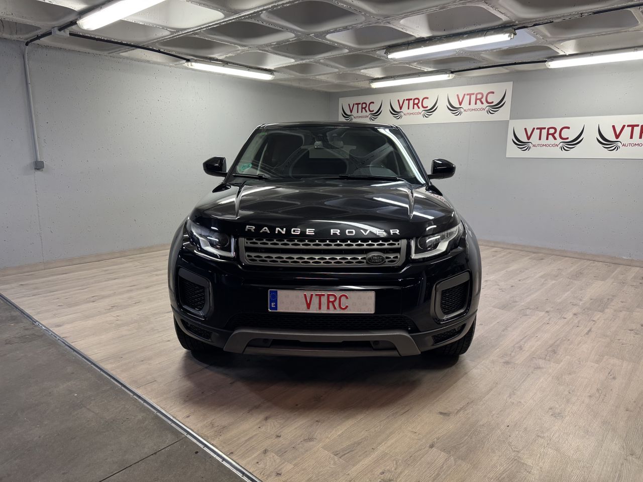 Land-Rover Range Rover Evoque 2.0eD4 Pure 2WD 150, 110kW/150 PS  - Foto 6